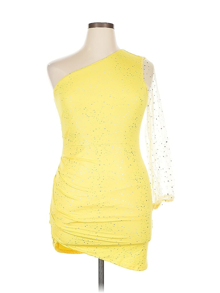 Pre-owned Shein Cocktail Dress In Yellow