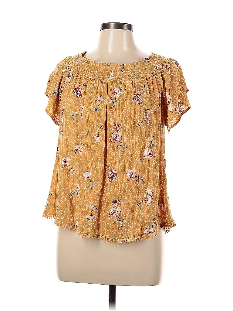 Pre-owned Xhilaration Short Sleeve Blouse In Gold