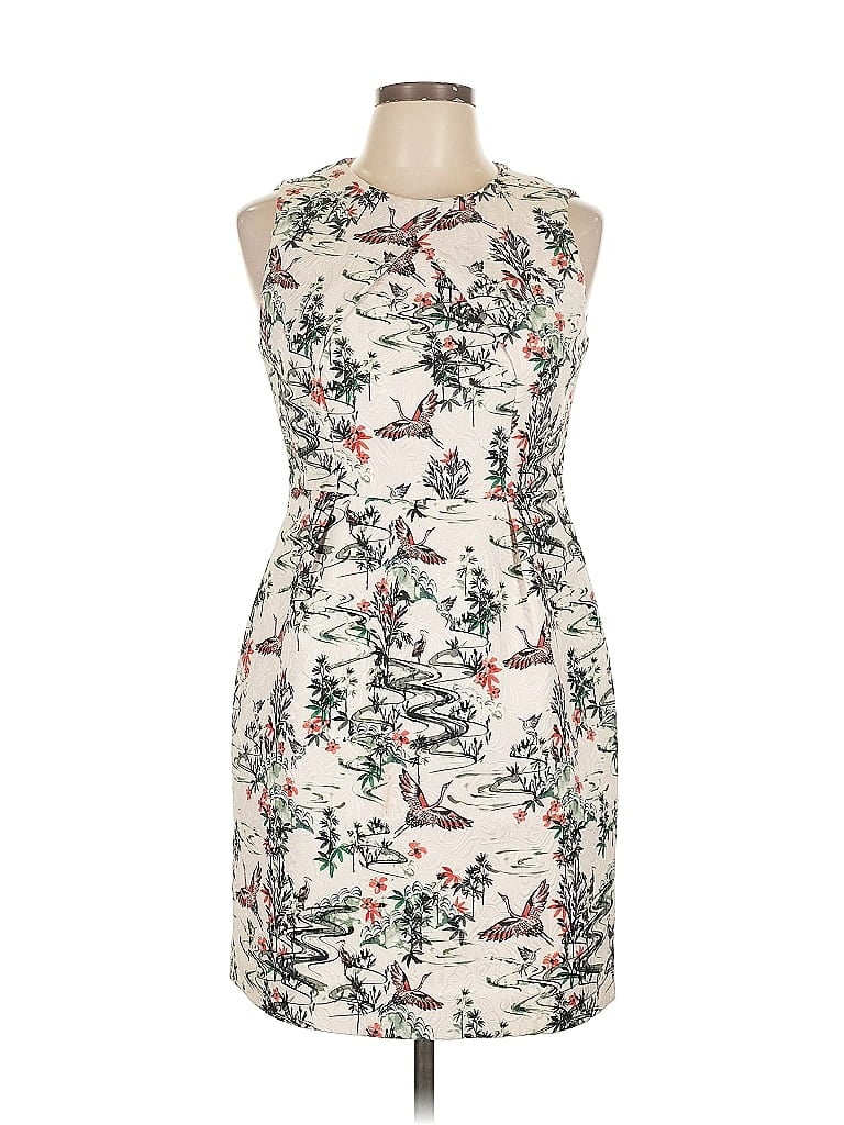 Pre-owned H&m Sleeveless Top Ivory Halter Neckline Tops In White