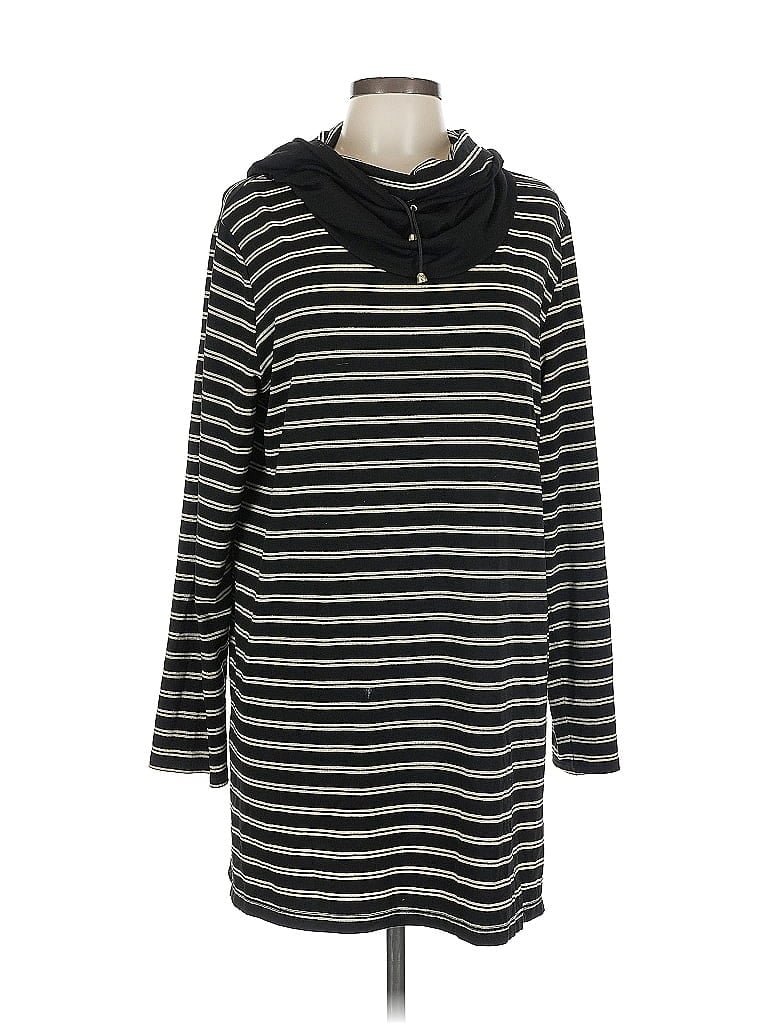 Pre-owned Zenergy By Chico's Pullover Sweater In Black