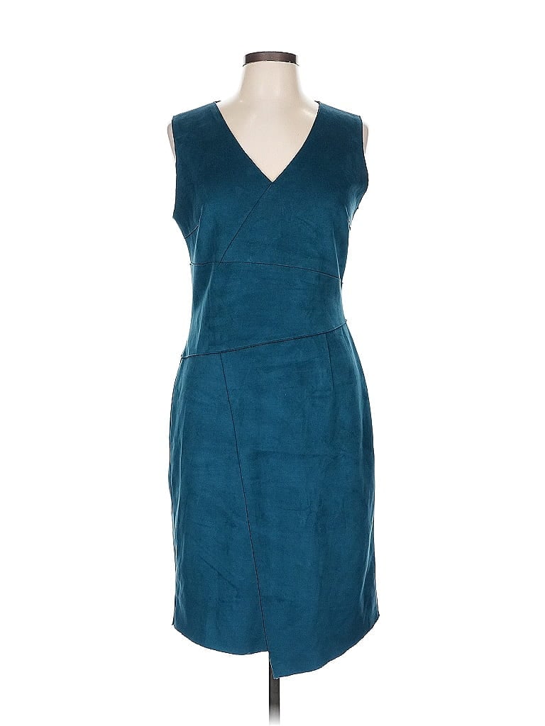 Click to view more detailed imagery on our partner's website Pre-owned T Tahari Casual Dress In Blue
