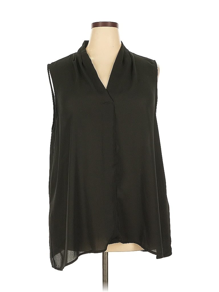 Pre-owned Torrid Sleeveless Blouse In Black