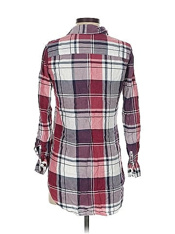 Coupé Collection Long Sleeve Button-Down Shirt (view 2)