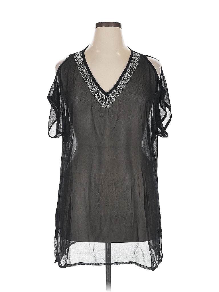 Click to view more detailed imagery on our partner's website Pre-owned Raviya Short Sleeve Blouse In Black
