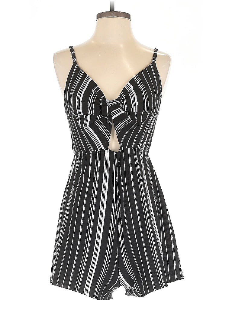 Pre-owned Wild Fable Romper In Black