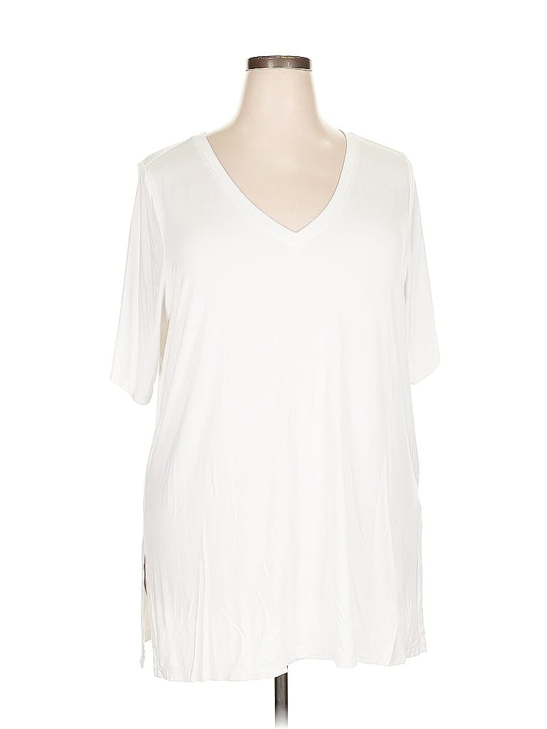 Pre-owned Torrid Short Sleeve T-shirt In White