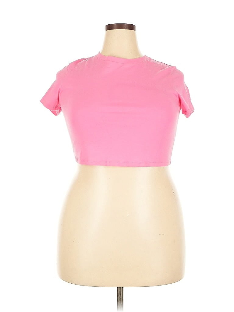 Click to view more detailed imagery on our partner's website Pre-owned Betsey Johnson Short Sleeve T-shirt In Pink