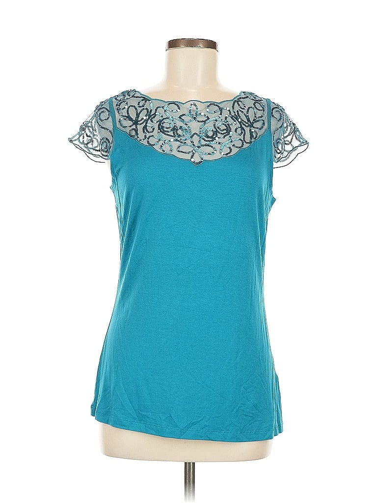 Click to view more detailed imagery on our partner's website Pre-owned Madison Short Sleeve Top Teal Scoop Neck Tops In Blue