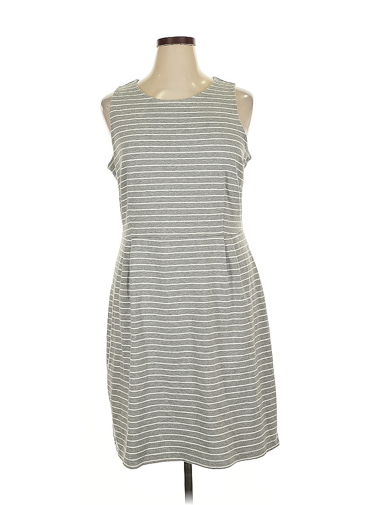 Pre-owned Old Navy Casual Dress In Gray