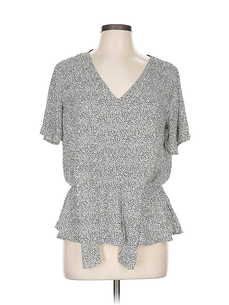 SIENNA SKY Pre-owned Short Sleeve Blouse In Gray