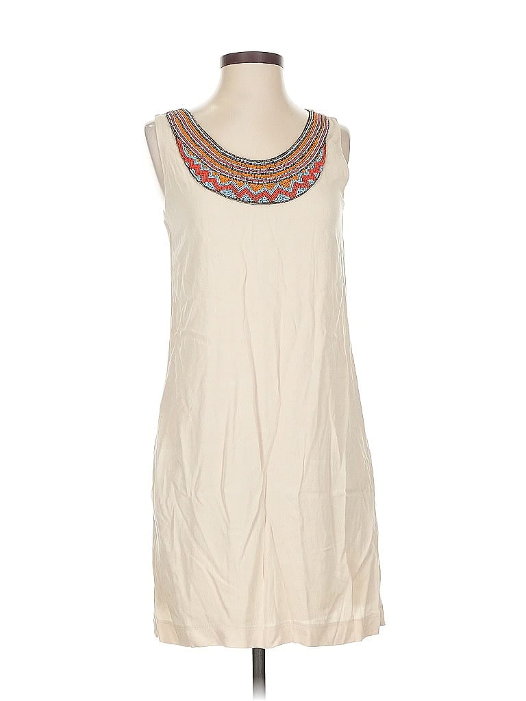 Click to view more detailed imagery on our partner's website Pre-owned Quinn Casual Dress In White