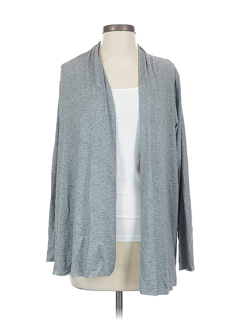 Click to view more detailed imagery on our partner's website Pre-owned Uniqlo Kimono In Gray