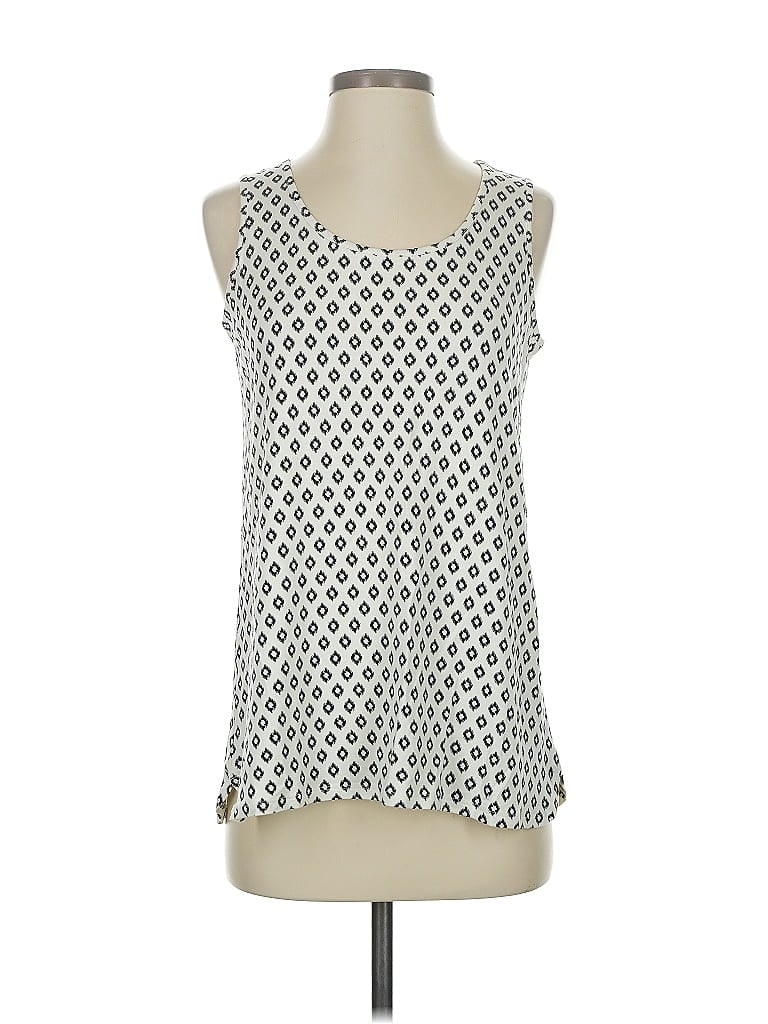 Click to view more detailed imagery on our partner's website Pre-owned Jjill Sleeveless Top Silver Halter Neckline Tops