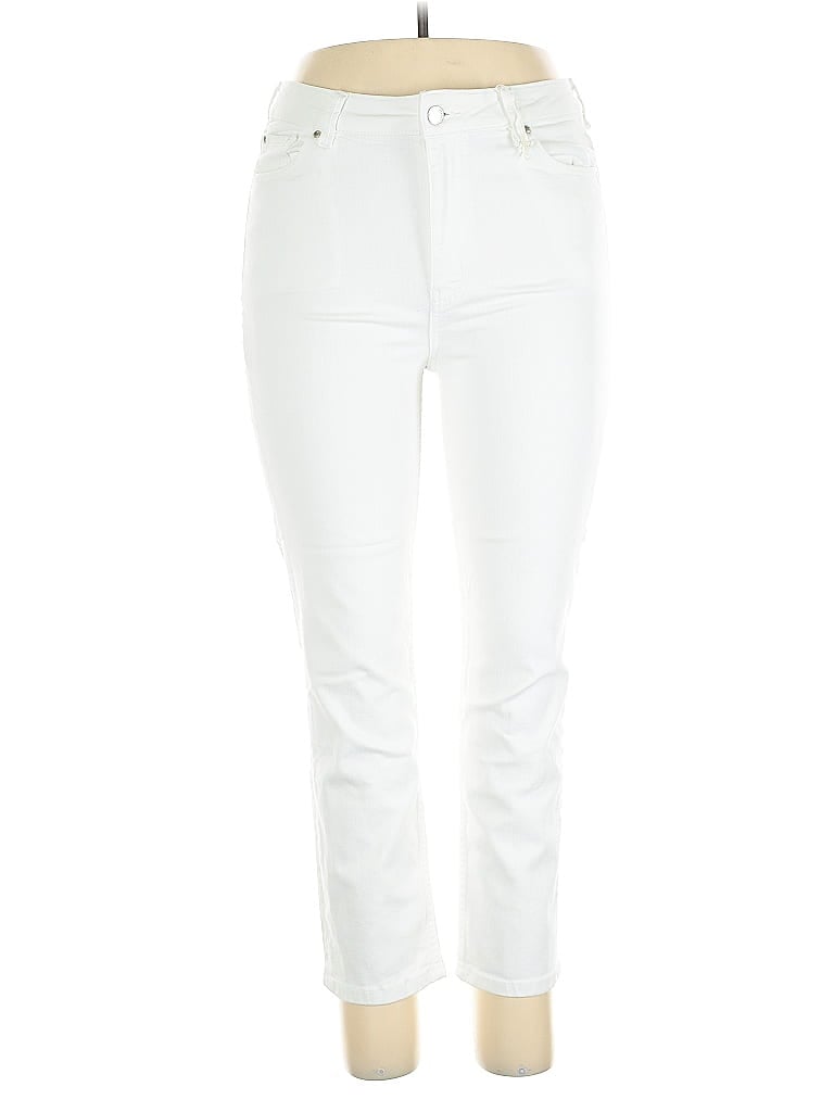 Click to view more detailed imagery on our partner's website Pre-owned M&s Jeans In White