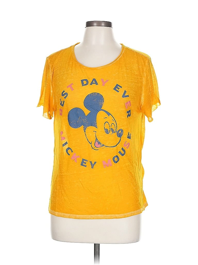 Pre-owned Disney Short Sleeve T-shirt In Yellow