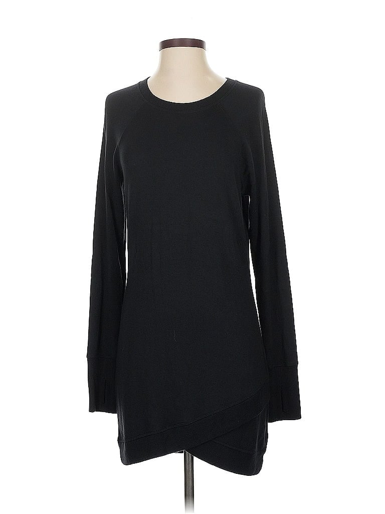 Pre-owned Athleta Long Sleeve T-shirt In Black