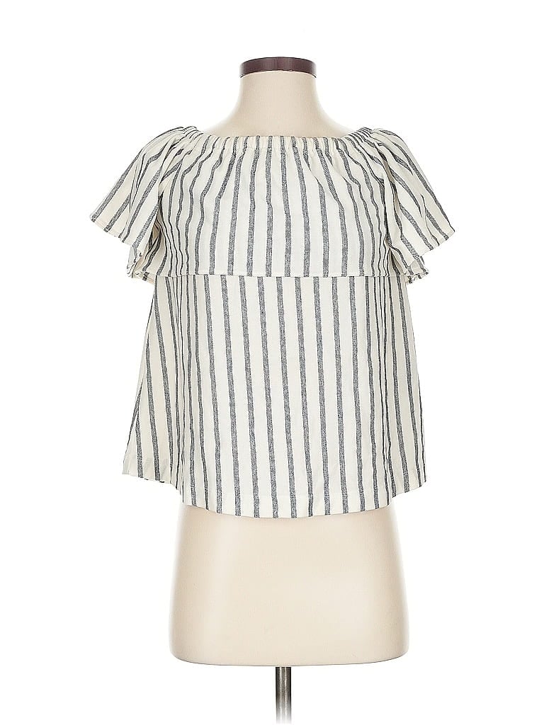Click to view more detailed imagery on our partner's website Pre-owned Banana Republic Short Sleeve Blouse In White