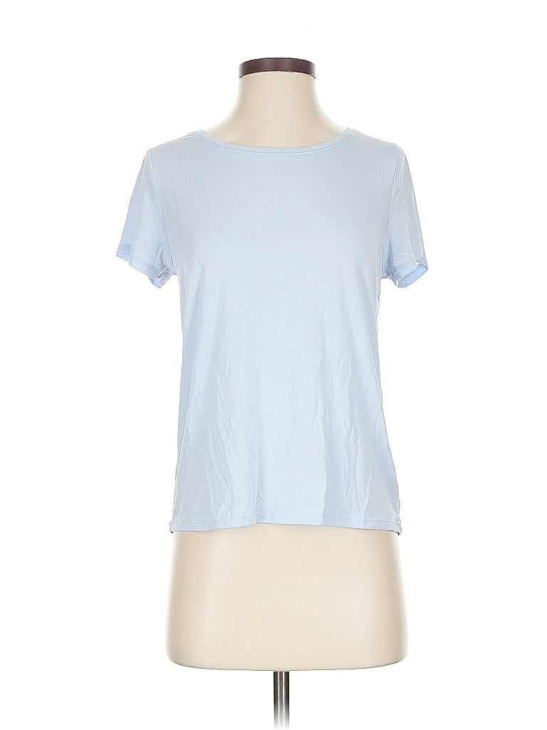 Click to view more detailed imagery on our partner's website Pre-owned A New Day Short Sleeve T-shirt In Blue
