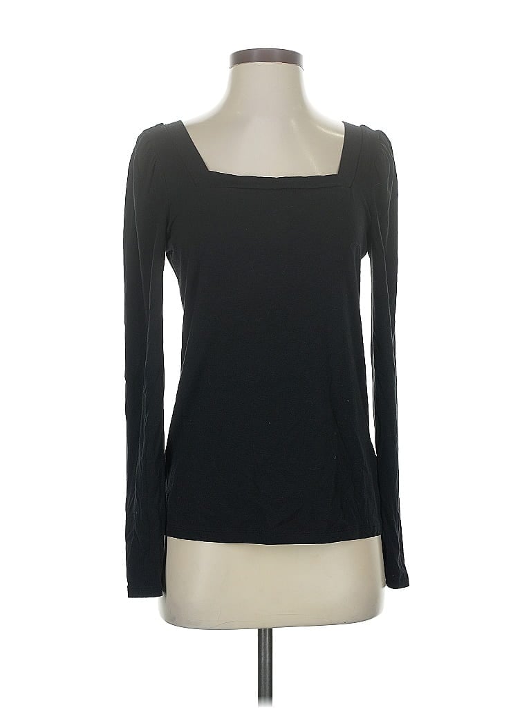 Click to view more detailed imagery on our partner's website Pre-owned Gap Long Sleeve Top Black Scoop Neck Tops