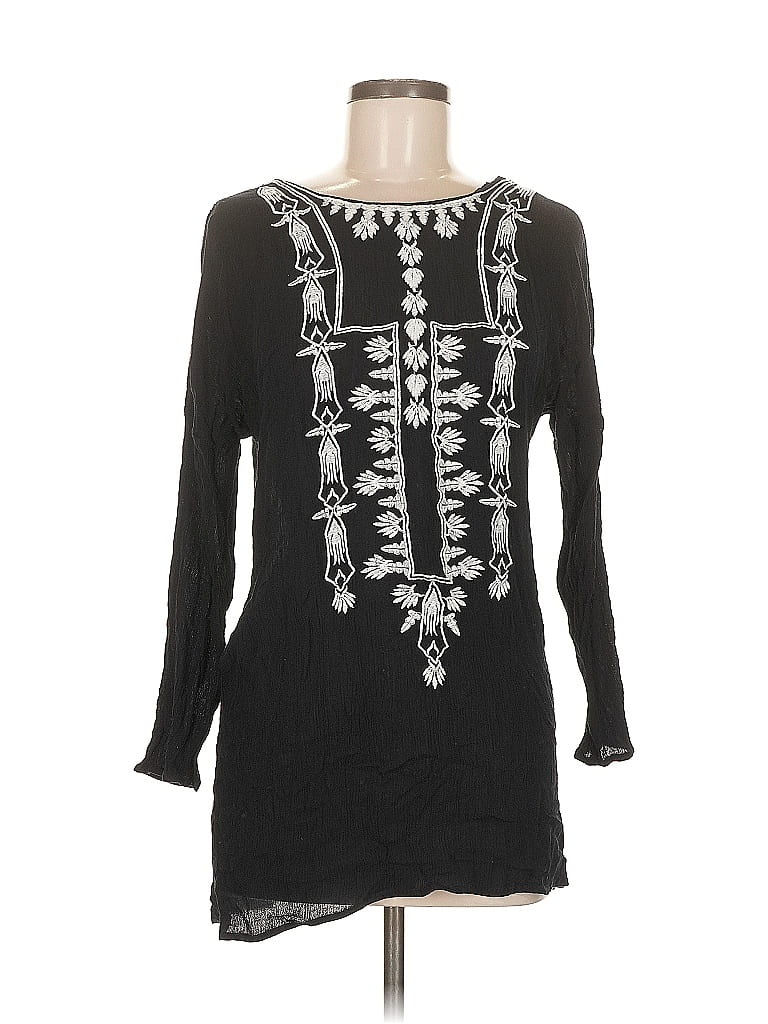 Pre-owned Lucky & Coco Long Sleeve Blouse In Black