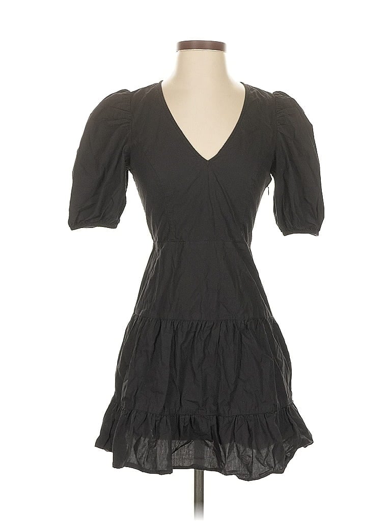 Click to view more detailed imagery on our partner's website Pre-owned French Connection Cocktail Dress In Gray