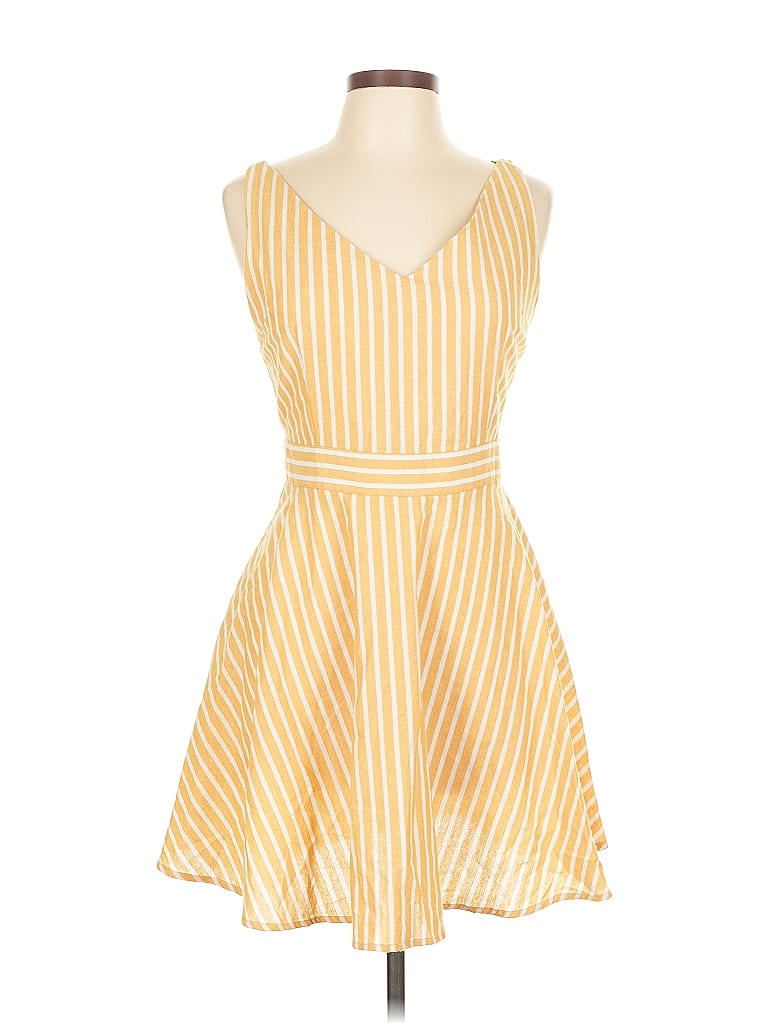 Pre-owned Shein Casual Dress In Yellow