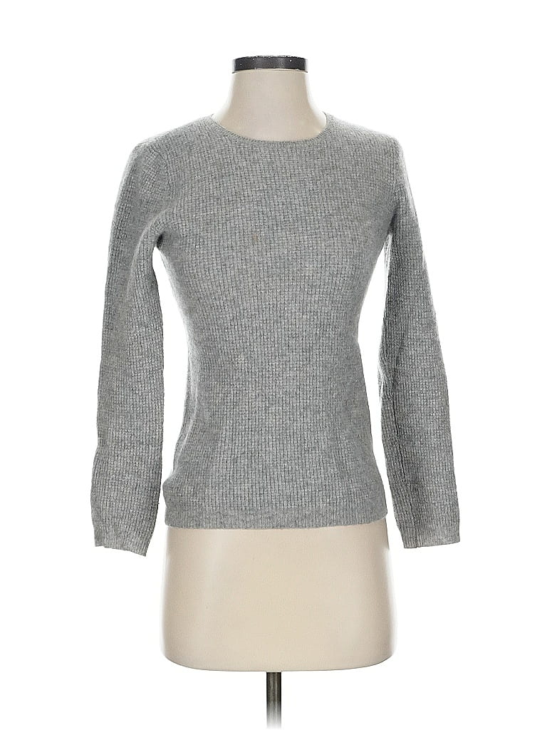 Click to view more detailed imagery on our partner's website Pre-owned Sofia Cashmere Cashmere Pullover Sweater In Gray
