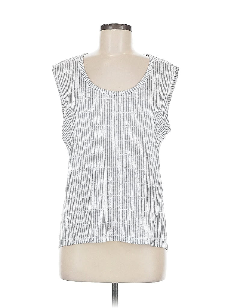 Click to view more detailed imagery on our partner's website Pre-owned Athleta Sleeveless T-shirt In Silver