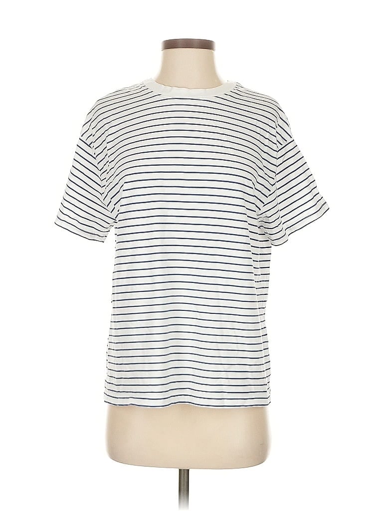 Click to view more detailed imagery on our partner's website Pre-owned Forever 21 Short Sleeve T-shirt In White