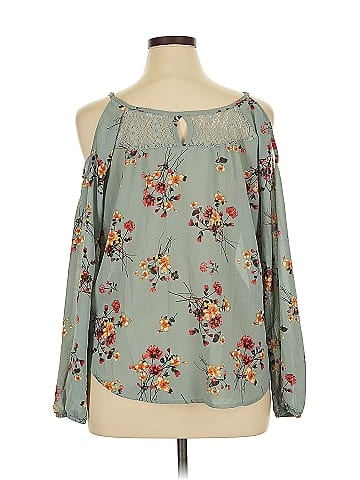 Rewind 3/4 Sleeve Blouse (view 2)