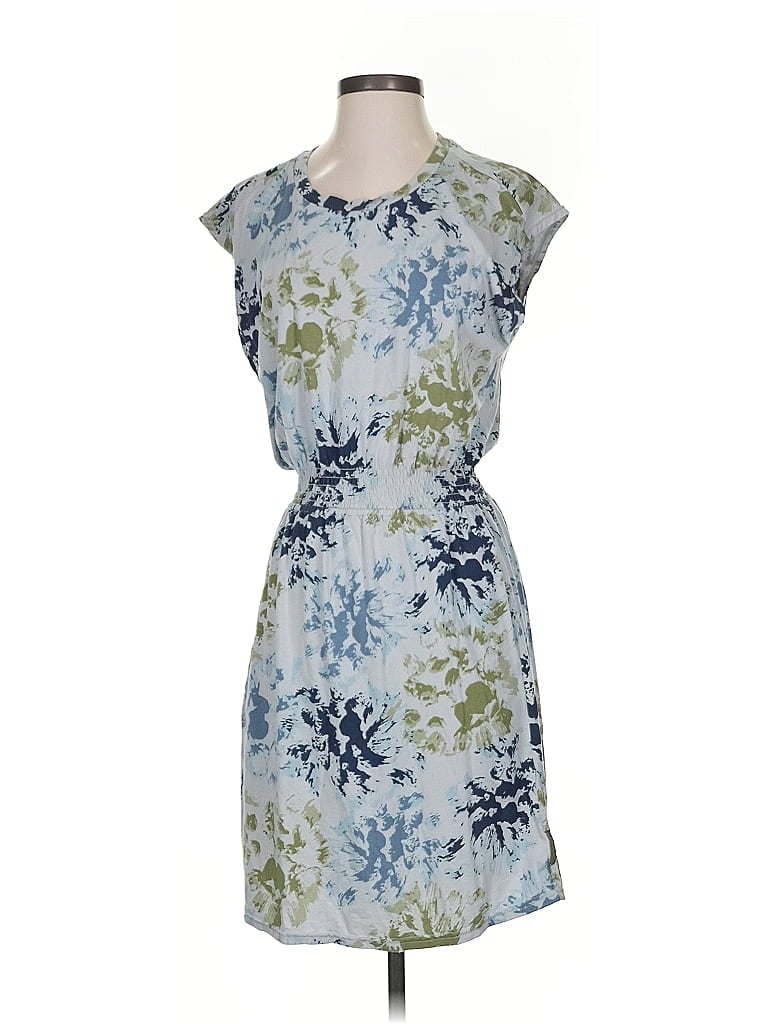 Click to view more detailed imagery on our partner's website Pre-owned Merrell Casual Dress In Blue