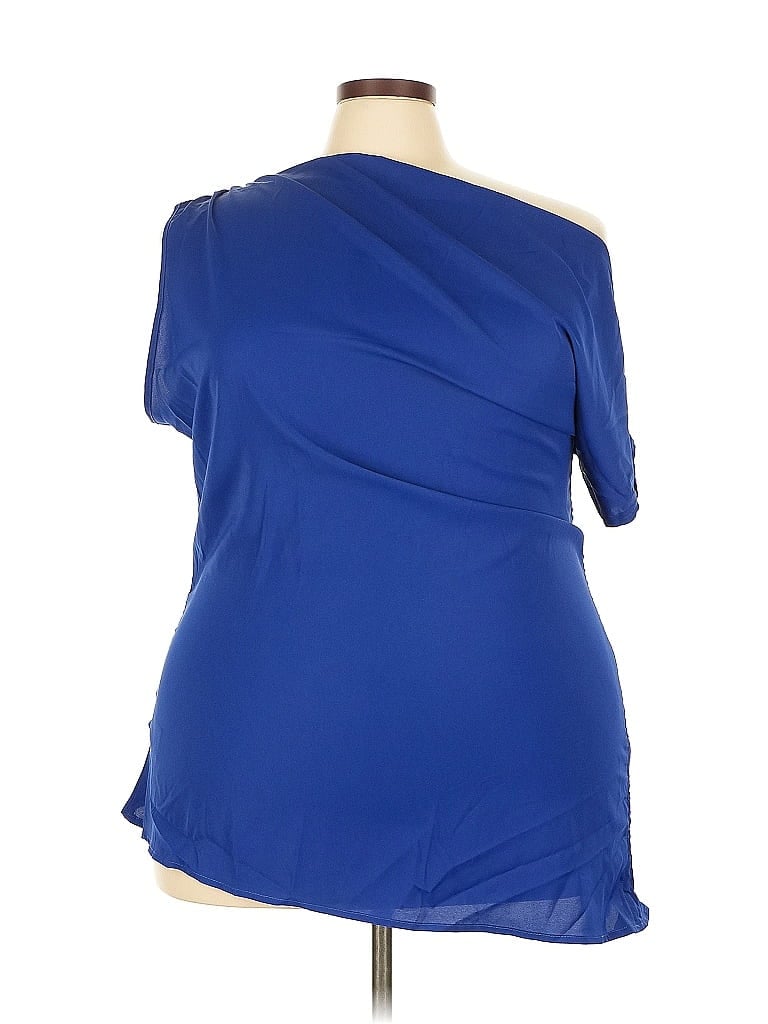 Pre-owned Shein Curve Short Sleeve T-shirt In Blue