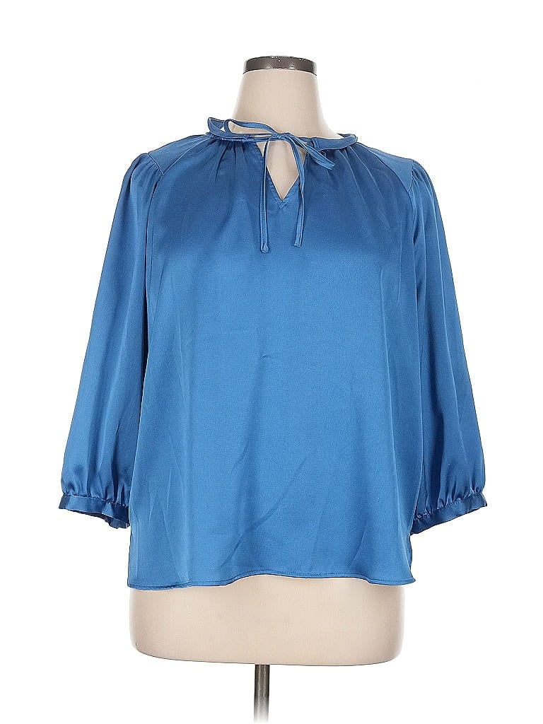 Click to view more detailed imagery on our partner's website Pre-owned Vince Camuto 3/4 Sleeve Blouse In Blue