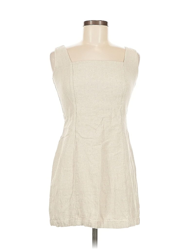 Pre-owned Old Navy Casual Dress In White