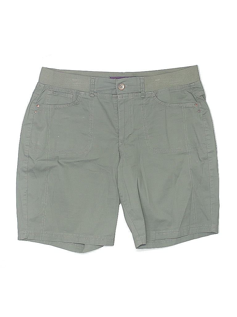 Click to view more detailed imagery on our partner's website Pre-owned Gloria Vanderbilt Khaki Shorts In Green