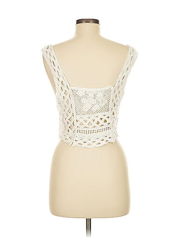 Le Lis Sleeveless Blouse (view 2)