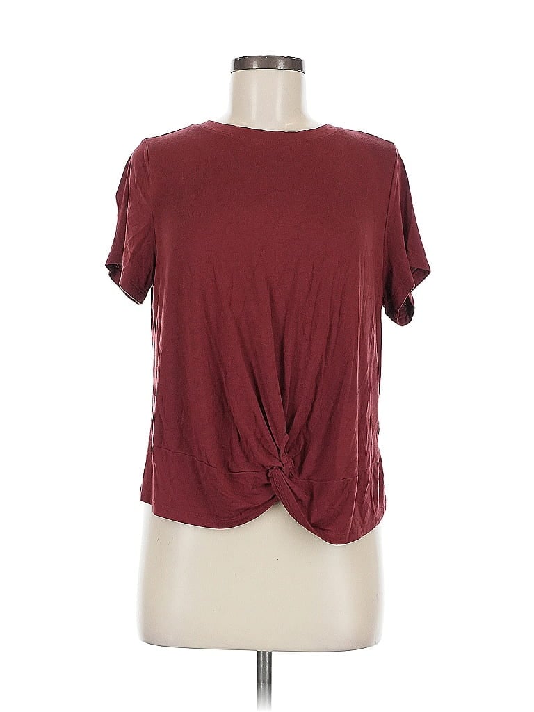 Pre-owned Torrid Short Sleeve T-shirt In Burgundy