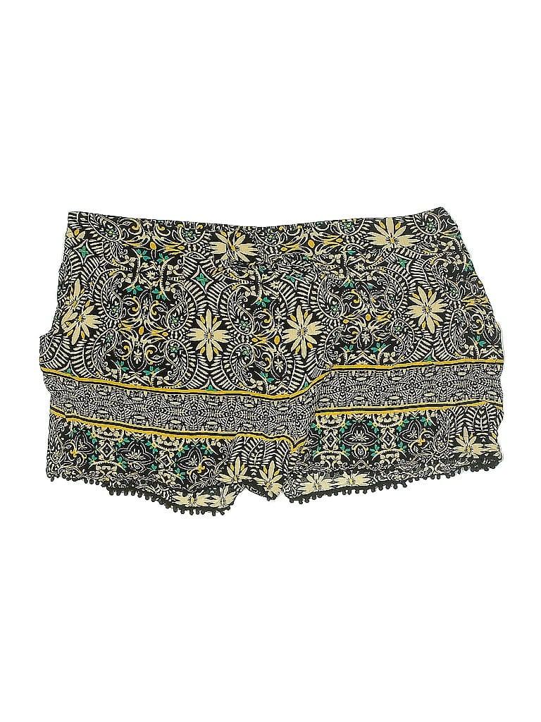 Pre-owned Xhilaration Shorts In Green