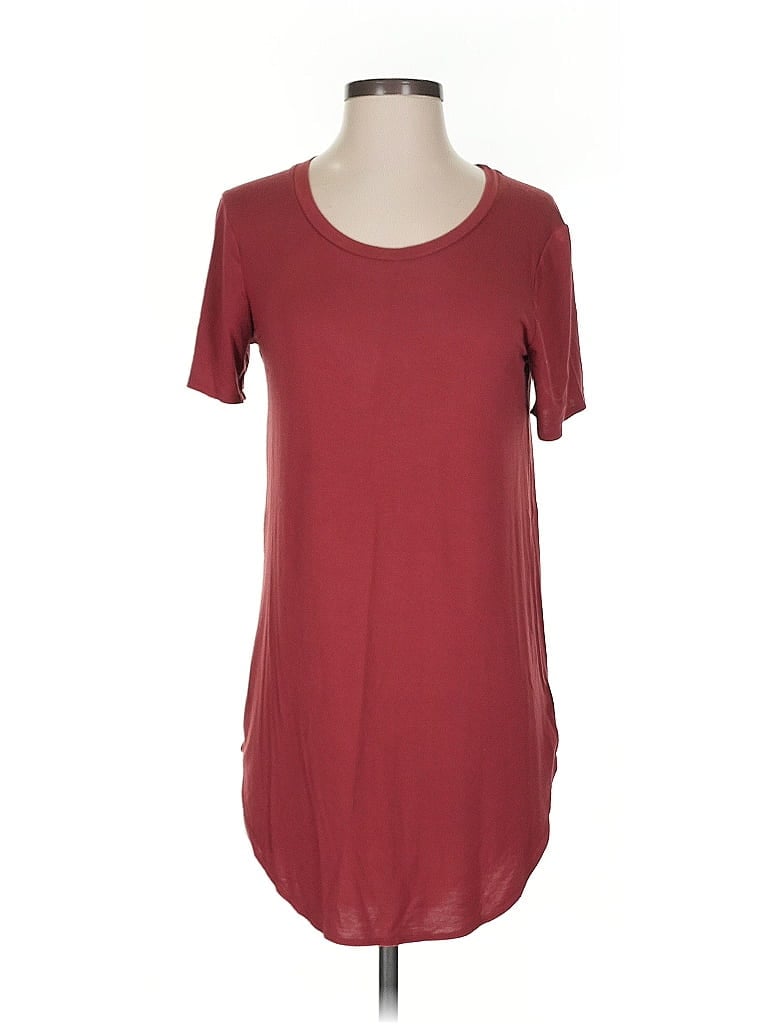 Pre-owned Daily Ritual Short Sleeve T-shirt In Burgundy