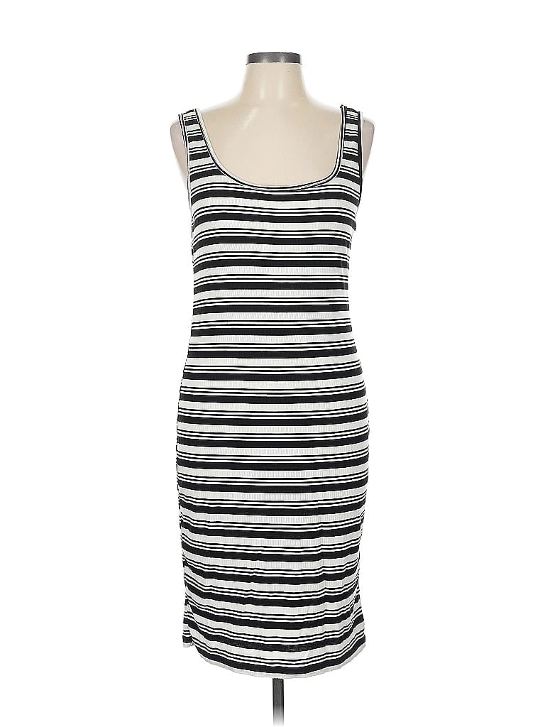 Click to view more detailed imagery on our partner's website Pre-owned Bcbgeneration Casual Dress In Gray