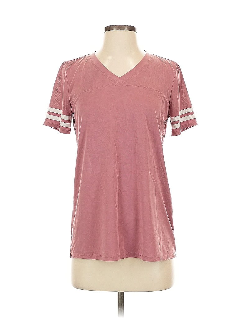 Click to view more detailed imagery on our partner's website Pre-owned Pink Republic Short Sleeve T-shirt In Burgundy