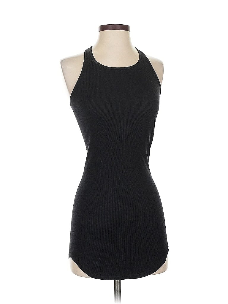 Click to view more detailed imagery on our partner's website Pre-owned Splendid Casual Dress In Black