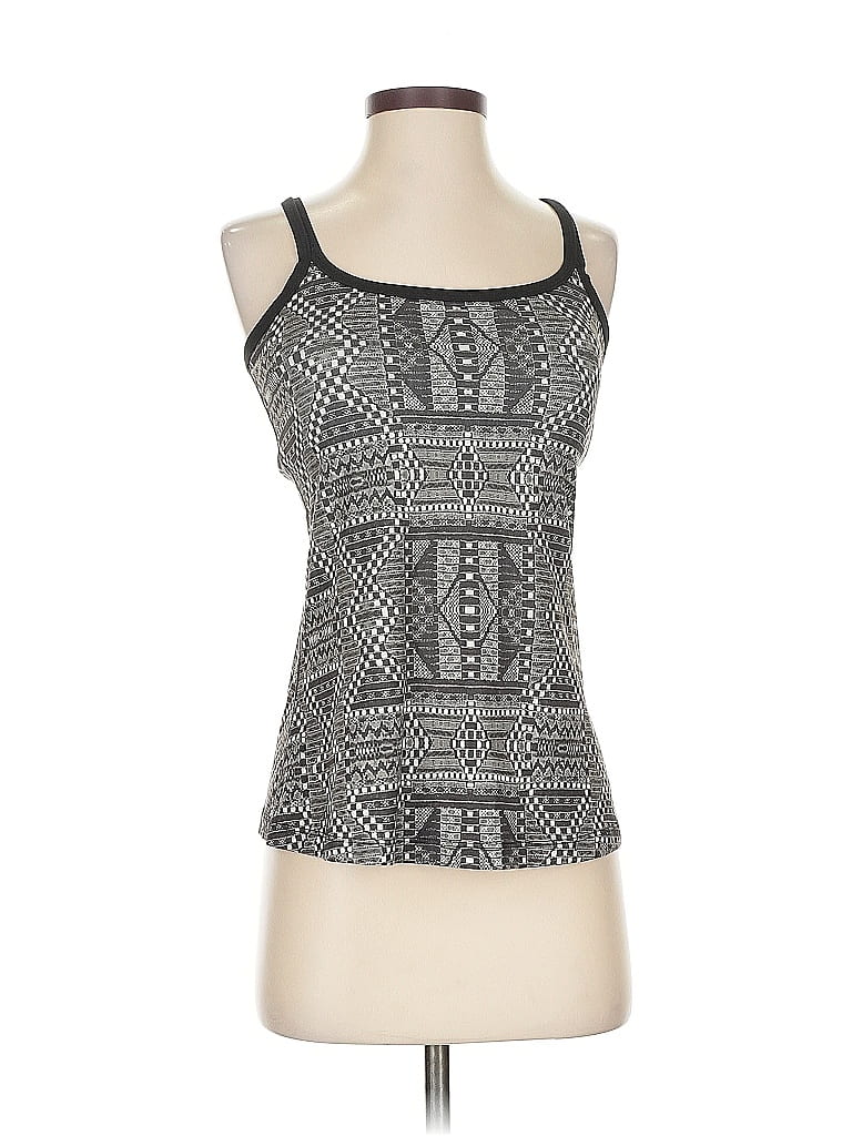 Click to view more detailed imagery on our partner's website Pre-owned Prana Tank Top Green Halter Neckline Tops