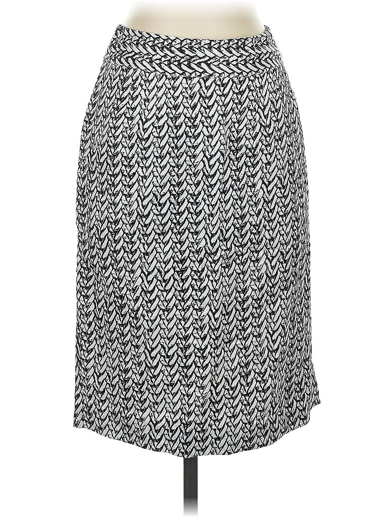 Click to view more detailed imagery on our partner's website Pre-owned Banana Republic Formal Skirt In Black