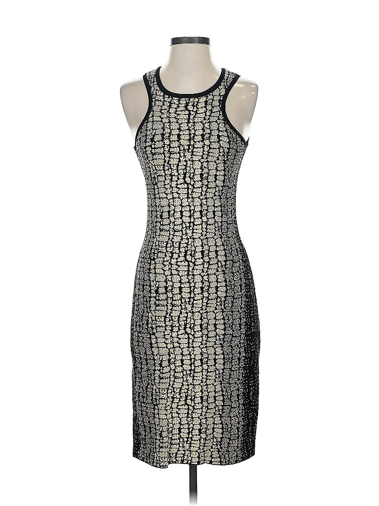 Click to view more detailed imagery on our partner's website Pre-owned Carmen Marc Valvo Cocktail Dress In Gray