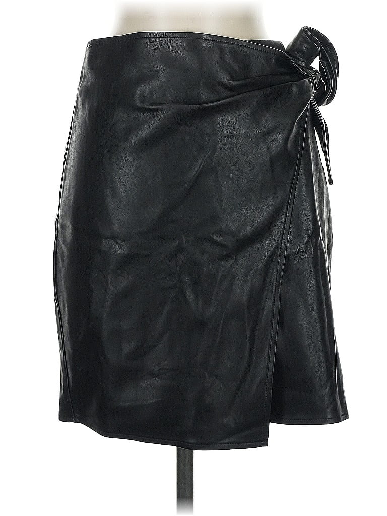 Pre-owned Lucy Paris Faux Leather Skirt In Black