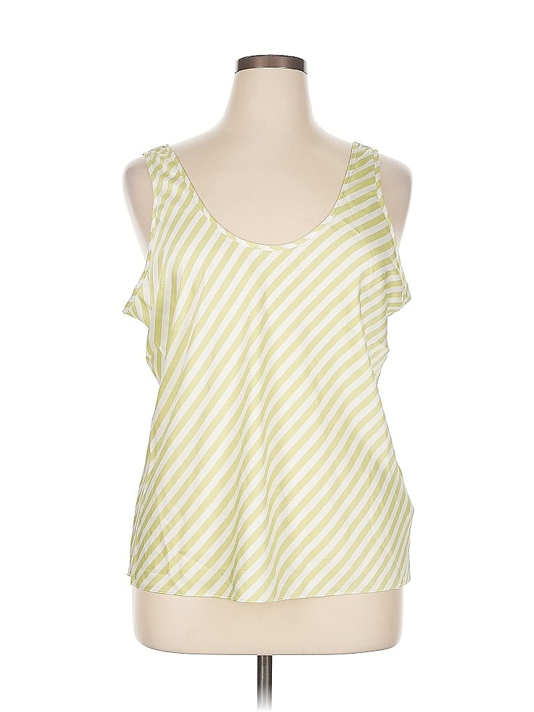 Pre-owned Express Sleeveless Blouse In Green