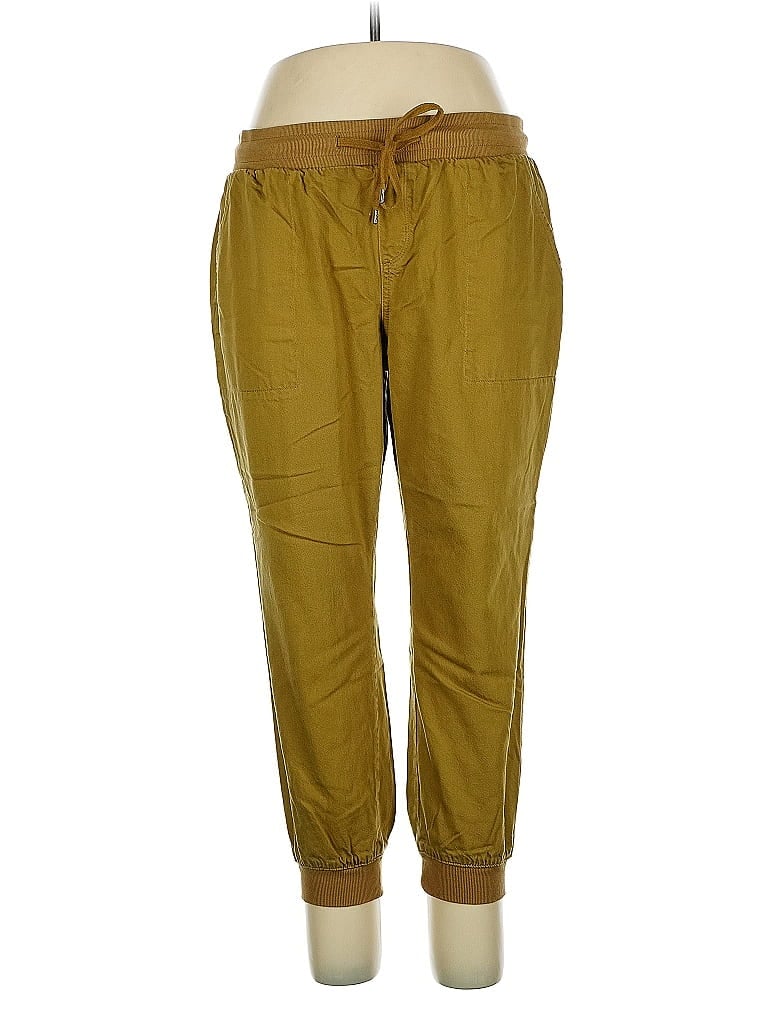 Click to view more detailed imagery on our partner's website Pre-owned Style & Co Casual Pants In Gold