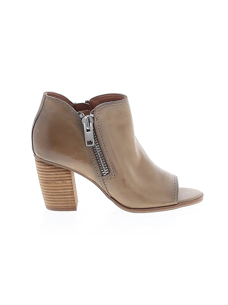 Pre-owned Lucky Brand Ankle Boots In Brown