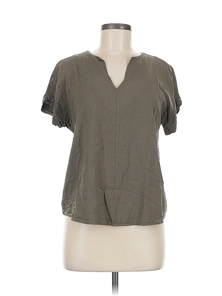 Click to view more detailed imagery on our partner's website Pre-owned Andree By Unit Short Sleeve T-shirt In Green